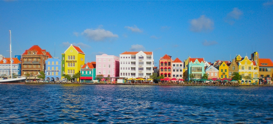 2. curacao-waterfront3